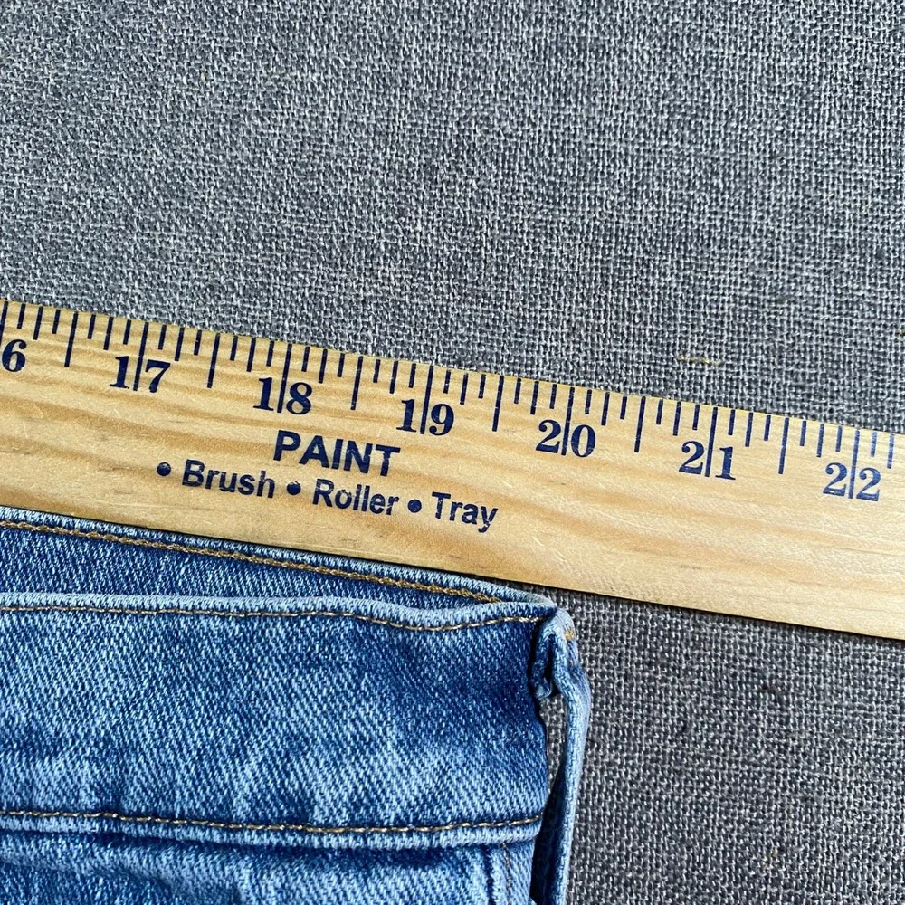 Wrangler relaxed fit
